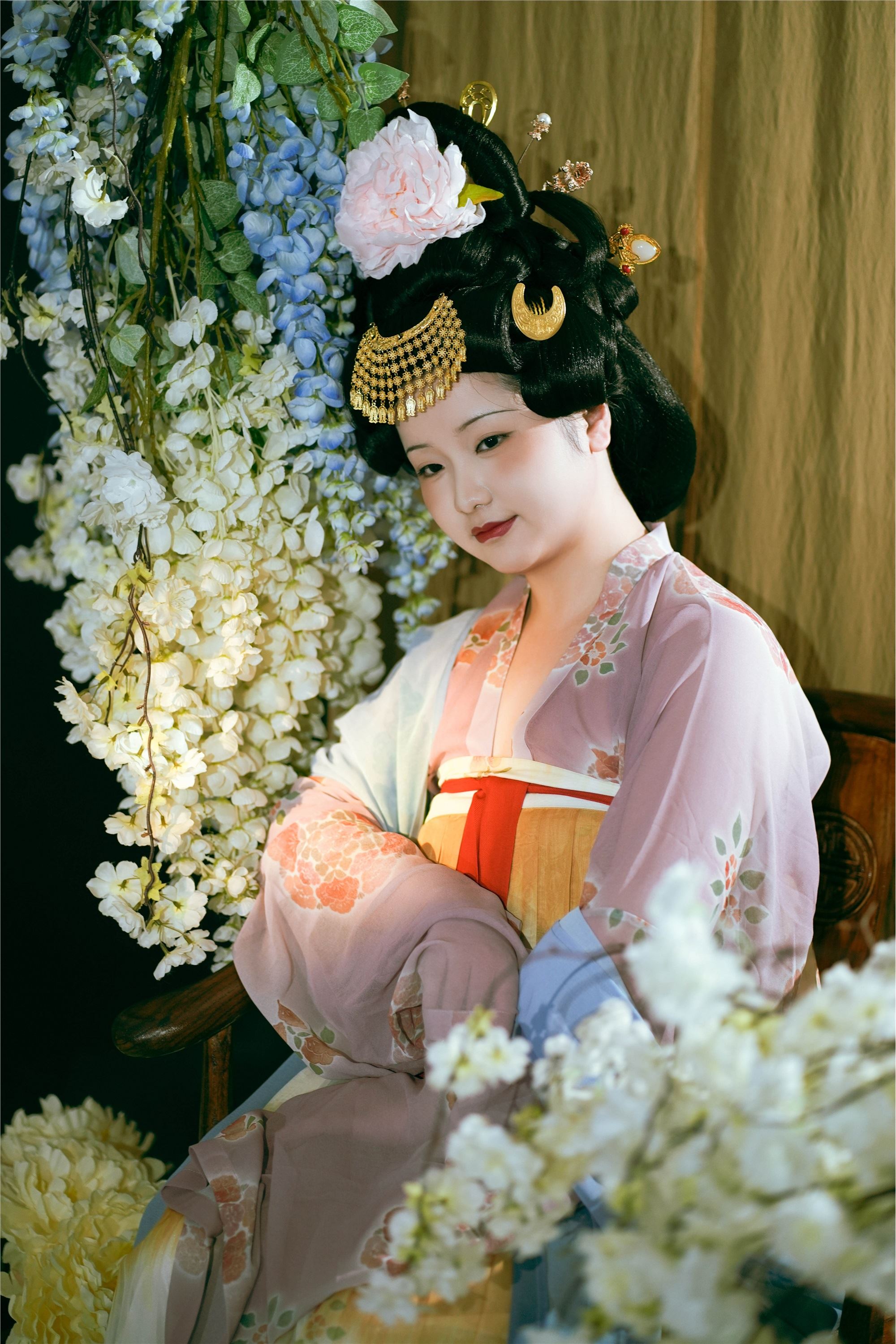 YITUYU艺图语 2025.02.06 大唐 水荇牵风